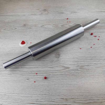 Rolling pin size: 47 cm x 6 cm x 6 cm. Working surface length 25 cm Rolling pin size: 47 cm x 6 cm x 6 cm. Working surface length 25 cm